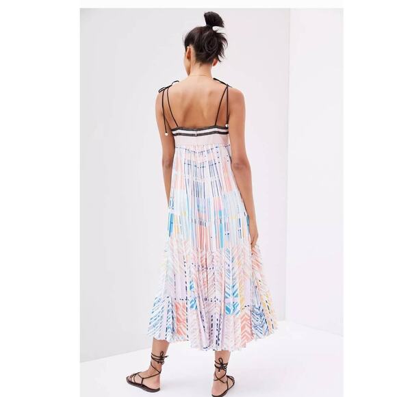 New Anthropologie GEISHA DESIGNS Abstract Pleated Midi Dress $230 SMALL - Picture 3 of 5